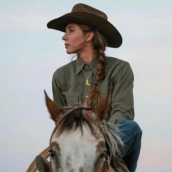 YANCHUN Necklace for Women, Gold Charm, Cowgirl Hat & Boots Western Jewelry Gift - Picture 3 of 7